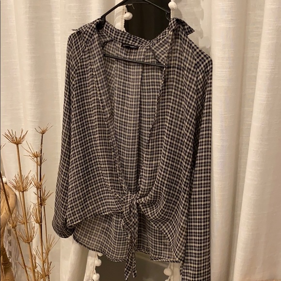 • 90’s Vibe • Sheer Plaid Neutral Colors Blouse • - Picture 2 of 4